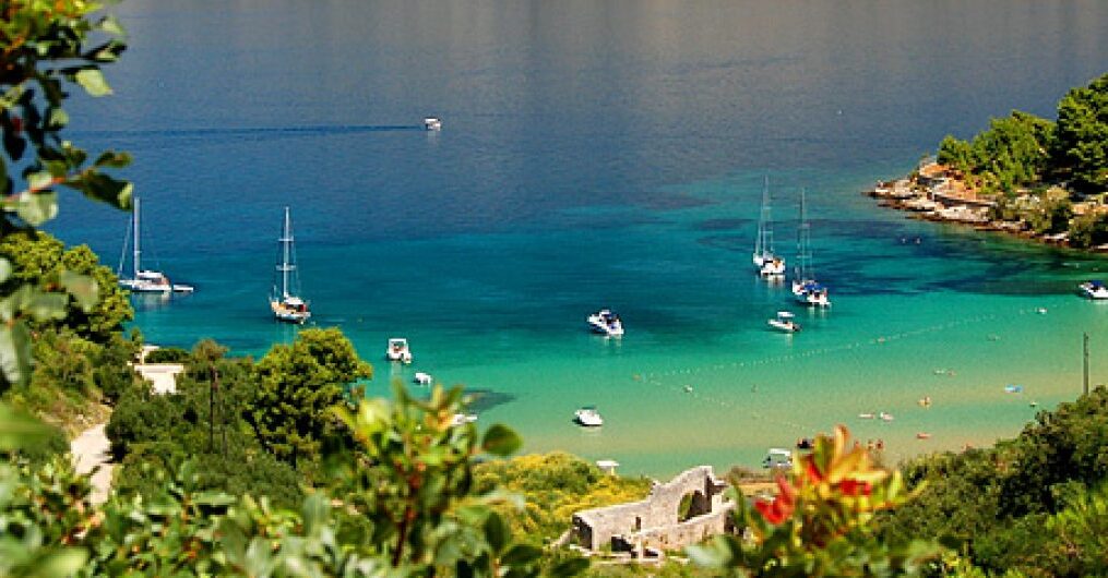brac-lovrecina-bay-blue-lagoon