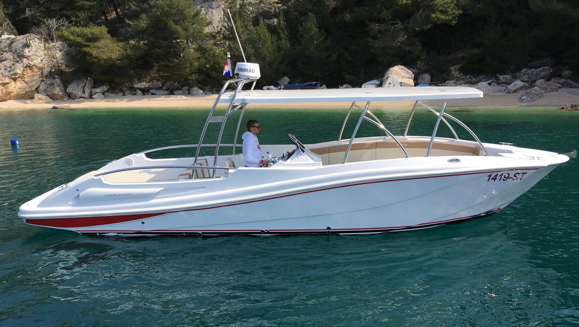 Mercan 34 _ rent a boat Omiš